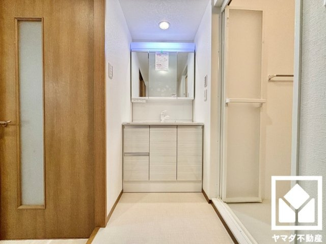 ルネ宇治・南陵町南の独立洗面台