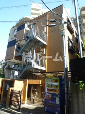 練馬区練馬４丁目の賃貸マンションのエントランス