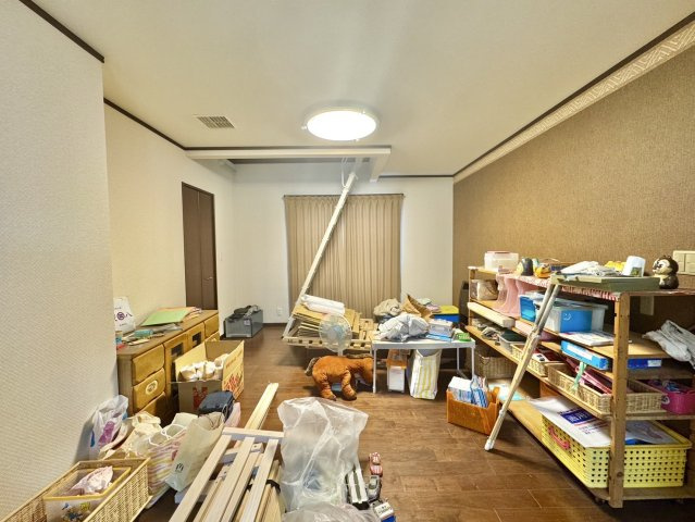 古河市上辺見中古戸建の洋室