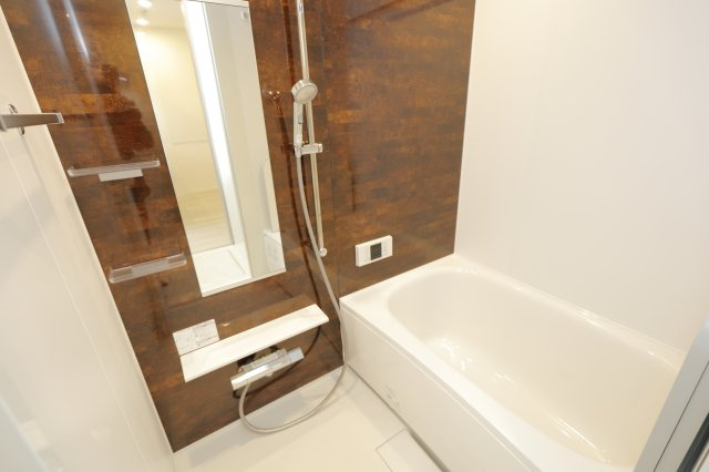 グラナーデ東水元の浴室