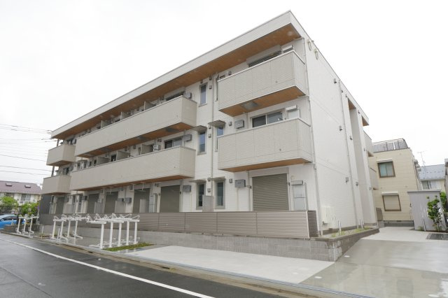 グラナーデ東水元の外観