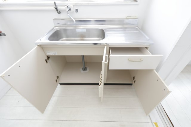 橋本ビルの洋室