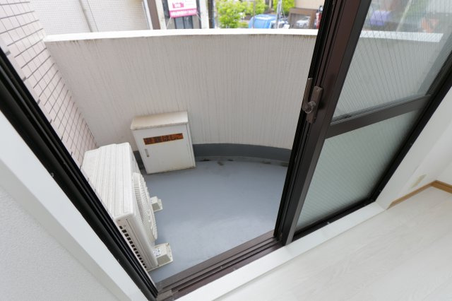 ラレーブ金町のバルコニー