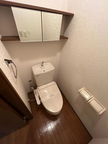 カサ・セピアのトイレ|シャワー付トイレ