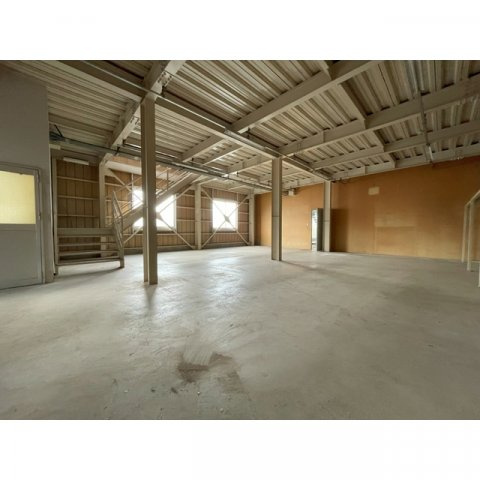 城東通1-13店舗の内装|東棟1階