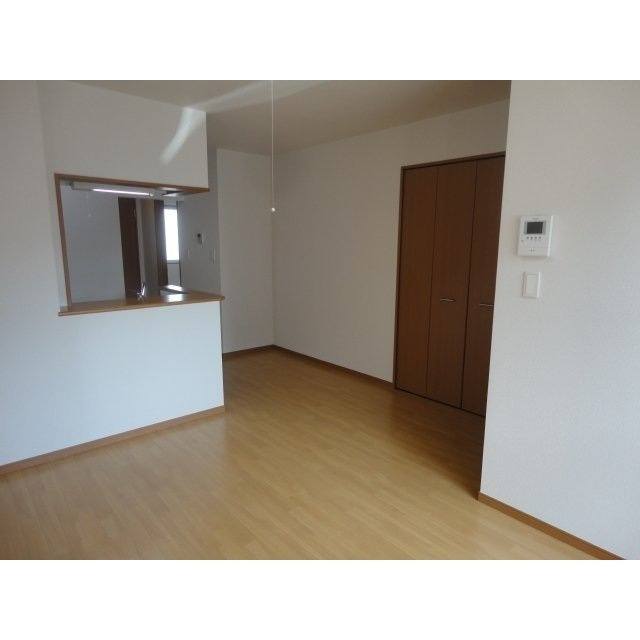 マリアージュⅢの居間・リビング