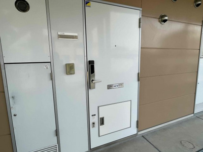 【玄関】 | レオパレスＴＵＫＵＳＩＳＯ