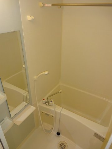 リウッシーレ　Ｂの浴室