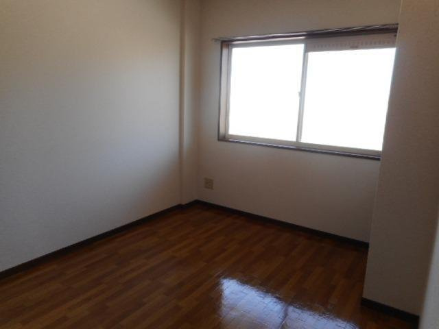 プロムナード菖蒲Ⅰの洋室