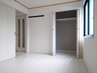 グランディール濱本Bの寝室