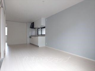 グランディール濱本Bの居間・リビング|エアコン付き