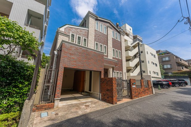 渋谷区西原一丁目戸建の画像