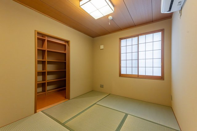 【1F　約4.5帖和室】着物の着付けにも