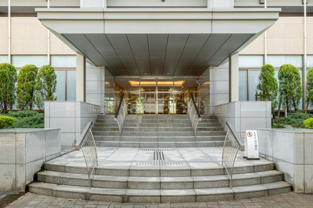 クレッセント東京ヴュータワーのエントランス