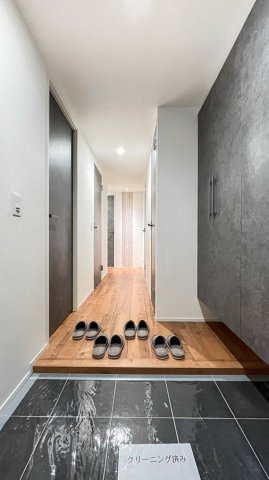 ザ・パークハウス上目黒ピアースの玄関