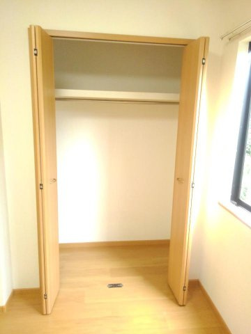 ラミアカ－メラ　ドゥエの収納