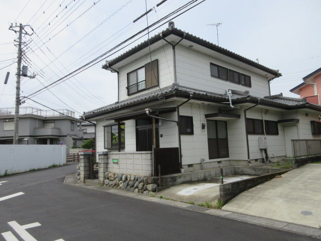 中古戸建　東松山市殿山町2-6（リフォーム住宅）の外観