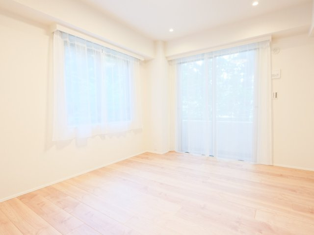 パーク・コート市谷加賀町二丁目の洋室