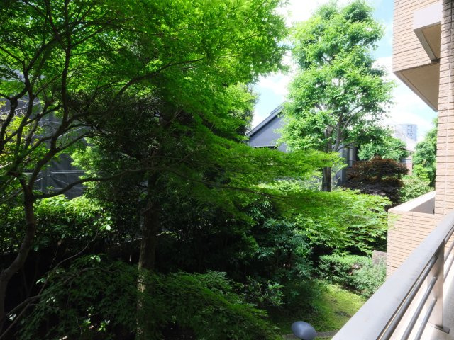 パーク・コート市谷加賀町二丁目の展望