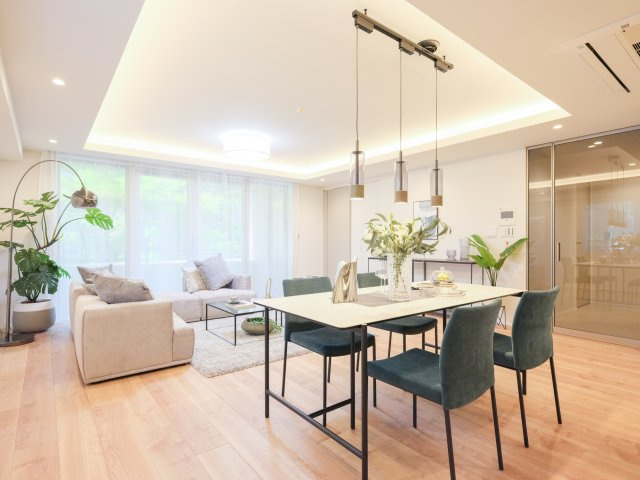 パーク・コート市谷加賀町二丁目の居間・リビング