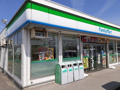 【周辺】 | ジェルメ | ファミリーマート黒部ＩＣ口店まで1300m