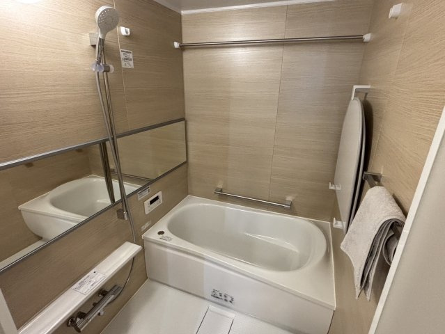 サーパス宇品の浴室