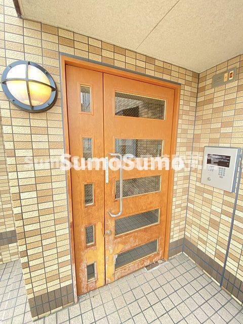 ヴィヴィッドのエントランス|エントランスです