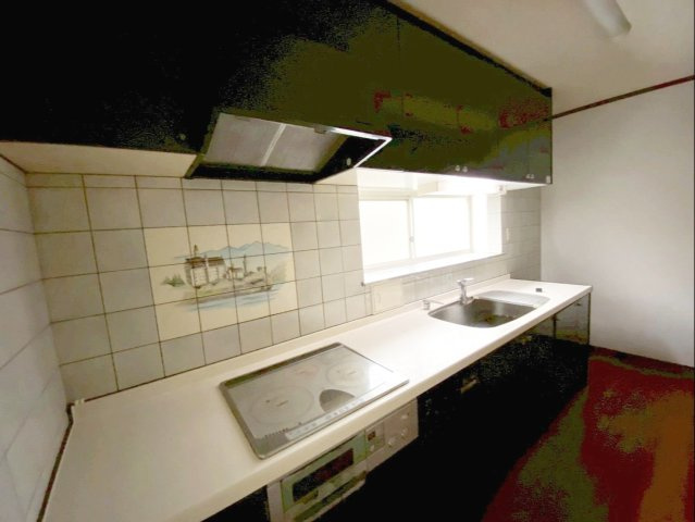 《オーナーチェンジ》福岡市東区雁の巣２丁目住宅付き店舗のキッチン|【居住スペース】
