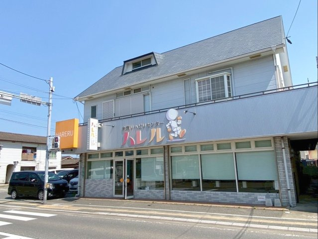 《オーナーチェンジ》福岡市東区雁の巣２丁目住宅付き店舗の外観|1階はテナント（賃貸中）、2階は居住スペース（募集中）です！
