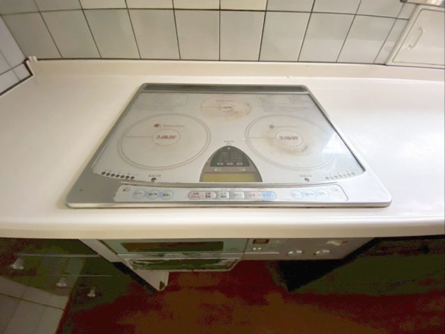 《オーナーチェンジ》福岡市東区雁の巣２丁目住宅付き店舗のキッチン|【居住スペース】