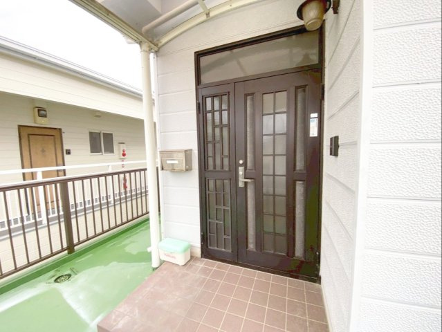 《オーナーチェンジ》福岡市東区雁の巣２丁目住宅付き店舗の外観|【居住スペース】
