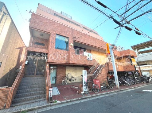 萱島駅前ビルの外観