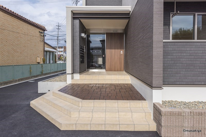 シャルマン櫻街　五番館のエントランス|エントランス　オートロック付