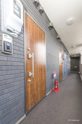 シャルマン櫻街　五番館のエントランス