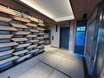 【エントランス】 | ECHOES TOWER AKITA（旧ダイアビル秋田） | エレベーターホール