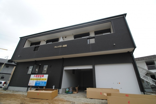 フレンドリー西町の外観