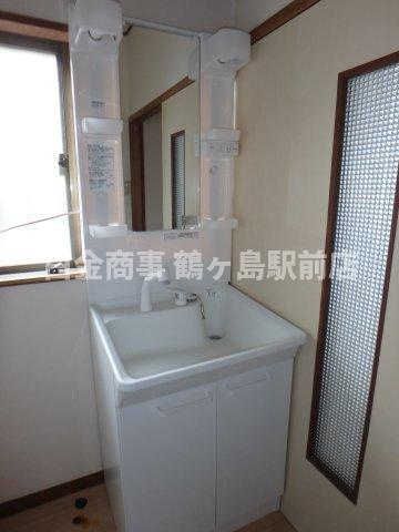 坂戸貸家の洗面所