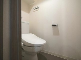 【トイレ】 | プレサンス天満橋ヴェルエラ | 落ち着いた空間のトイレです