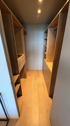 ★仲介手数料無料★TOKYOPARKTOWER（窓から皇居も望めて陽当たり良好・新規内装リフォーム済み）の内装