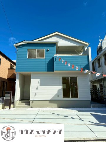 ブルーミングガーデン西原町小那覇・２号棟の外観|西原東小まで徒歩８分！西原東中まで徒歩９分！サンエー西原シティまで徒歩10分と利便性の高い西原町小那覇に新築全２棟誕生♪お問合せは㈱アールジェイエステート担当の宮平まで☎070-9043-5429