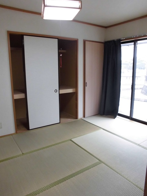 山口市七尾台の一戸建ての和室|和室があれば客間としても活用できます