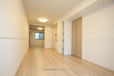 【居間・リビング】 | プレミアム２６番館 | ゆったり過ごせる居間です
プレミアム26番館　102号室　2025年11月8日