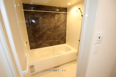 【浴室】 | プレミアム２６番館 | コンパクトで使いやすいお風呂です
プレミアム26番館　102号室　2025年11月8日