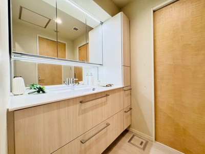 【独立洗面台】 | 晴海アイランドトリトンスクエアビュータワー | 使いやすい独立洗面台です