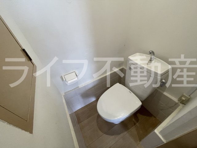ダイワ高井田ビルのトイレ|コンパクトで使いやすいトイレです