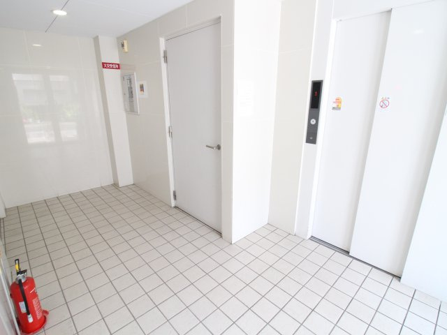 グランエクラ岸里のロビー|ロビーです