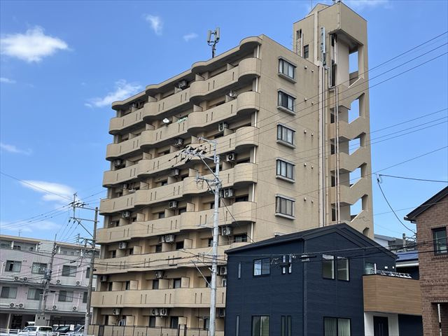 ロマネスク城南第2の外観