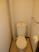 ロマネスク城南第2のトイレ|ゆったりとした空間のトイレです