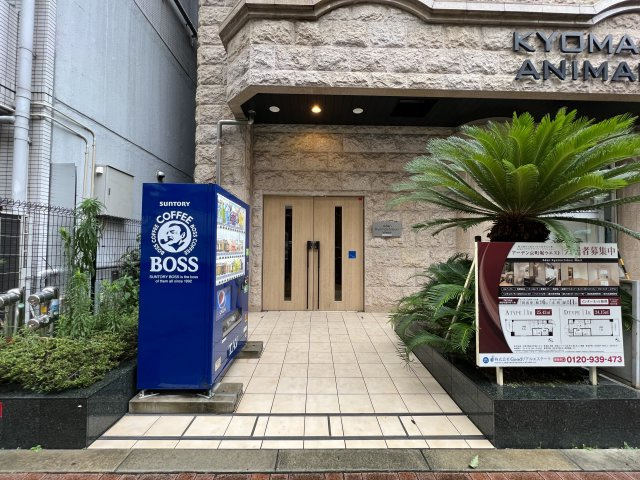 アーデン京町堀ウエストのエントランス
