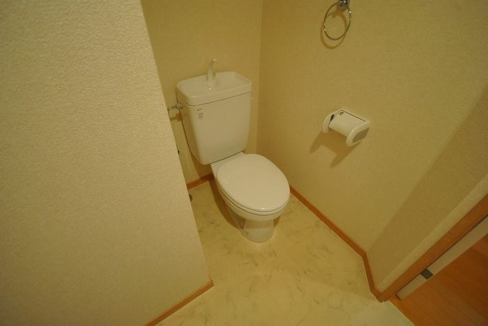 フェアリー高砂のトイレ